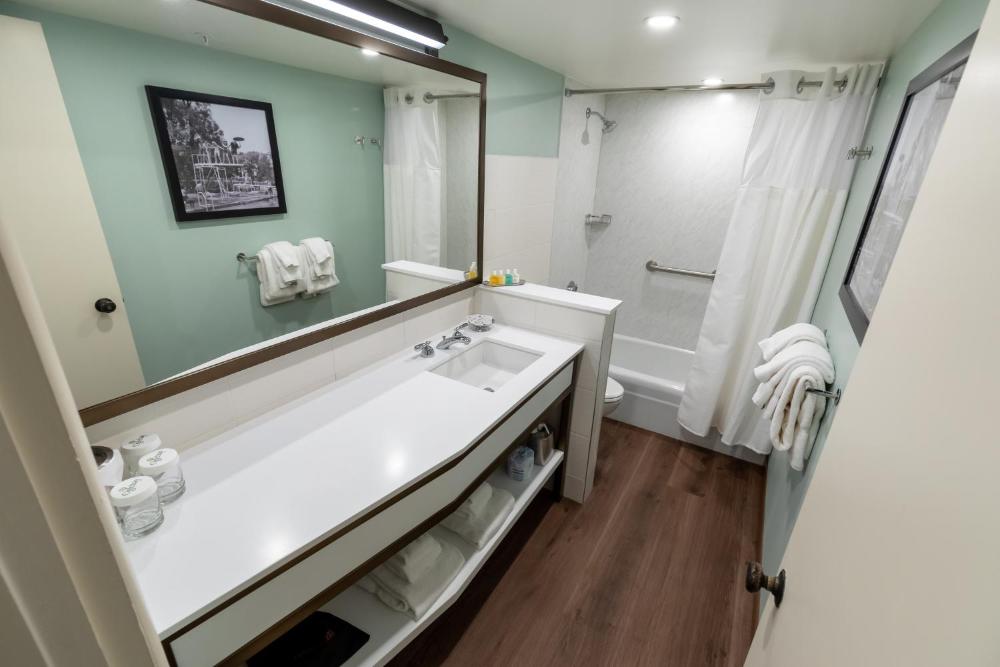 King Room interior